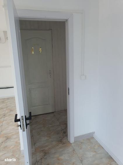 Spațiu comercial, de 46 mp, în Central