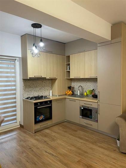 Apartament cu 2 camere semidecomandat, mobilat în Exterior Sud