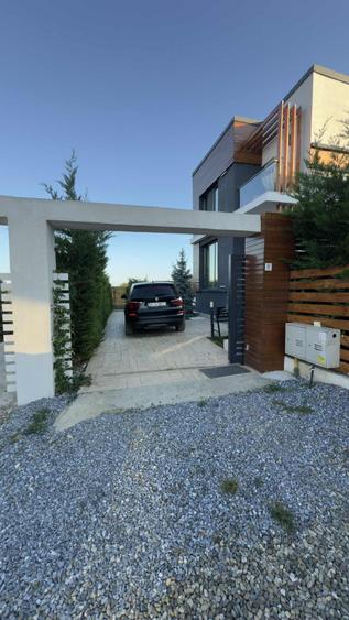 Casă individuală cu 4 camere cu Teren 410 Mp în Valea Adâncă