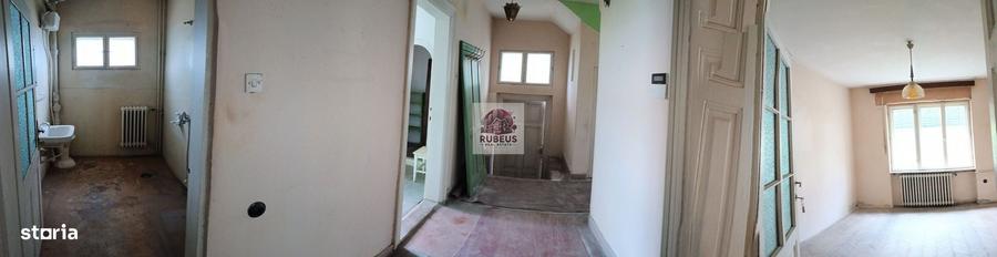Casă cu 6 camere cu Teren 284 Mp în Central