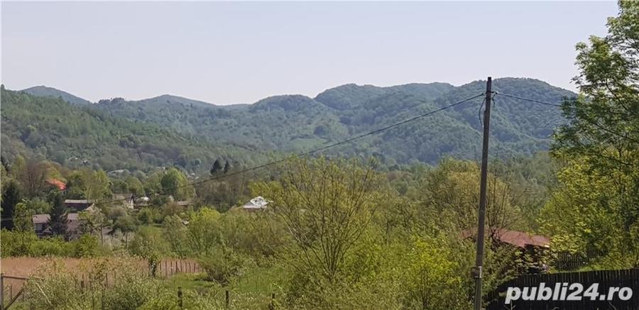 Teren de 2070 mp, în Vârfuri