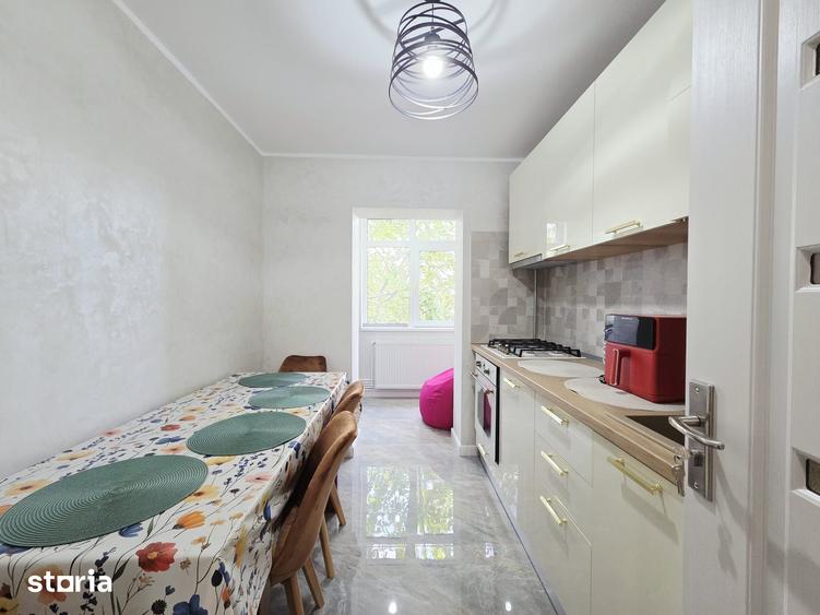 Apartament cu 2 camere decomandat în Micro 17