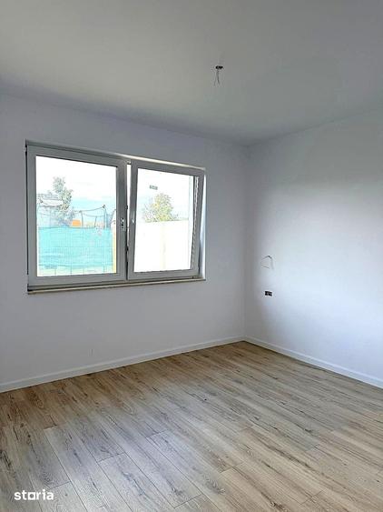 Casa de vanzare pe un singur nivel zona ORIZONT pret 220 negociabil - 7