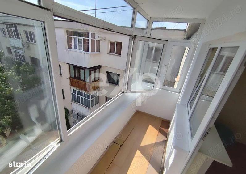 Apartament cu 3 camere decomandat în Banat