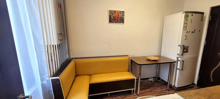 Apartament cu 3 camere decomandat în Gara