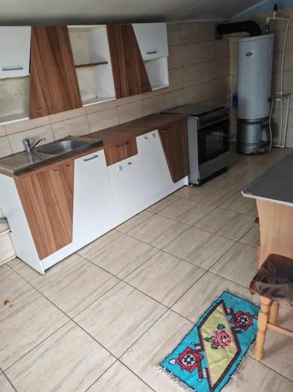Casă cu 4 camere în Cerna