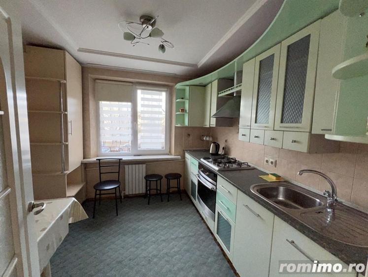 Garsonieră decomandată în Păcii