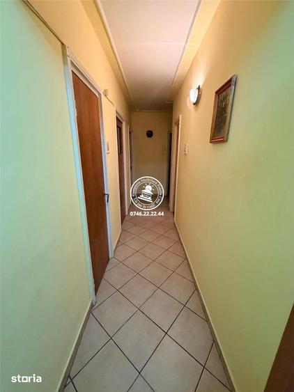 Apartament cu 4 camere în Dacia