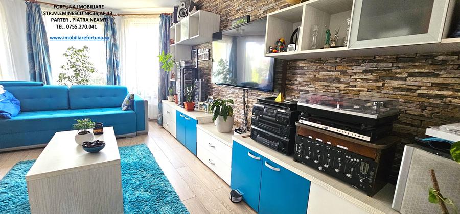 Casă cu 6 camere cu Teren 1059 Mp în Exterior Sud