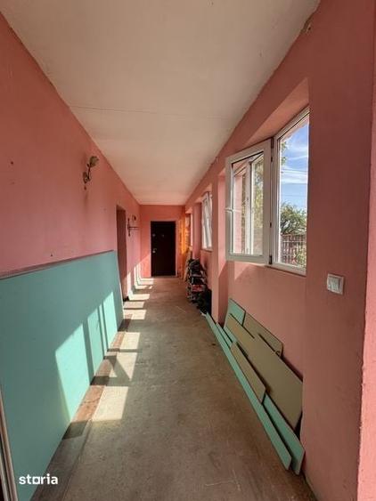 Apartament cu 3 camere în Peciu Nou