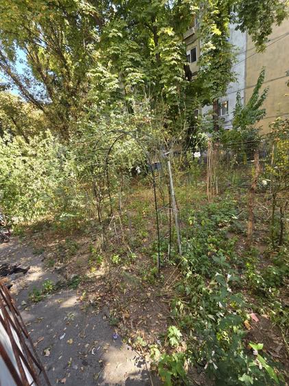 Apartament cu 2 camere semidecomandat în Rahova