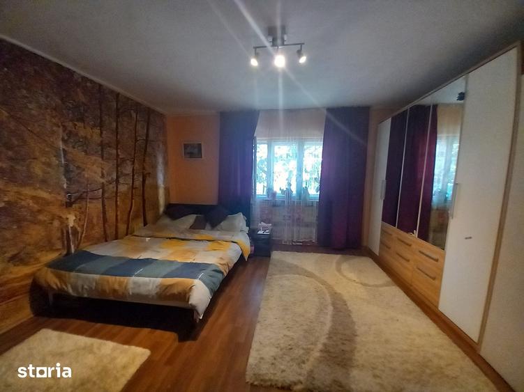 Casă cu 4 camere cu Teren 300 Mp în Vasile Alecsandri