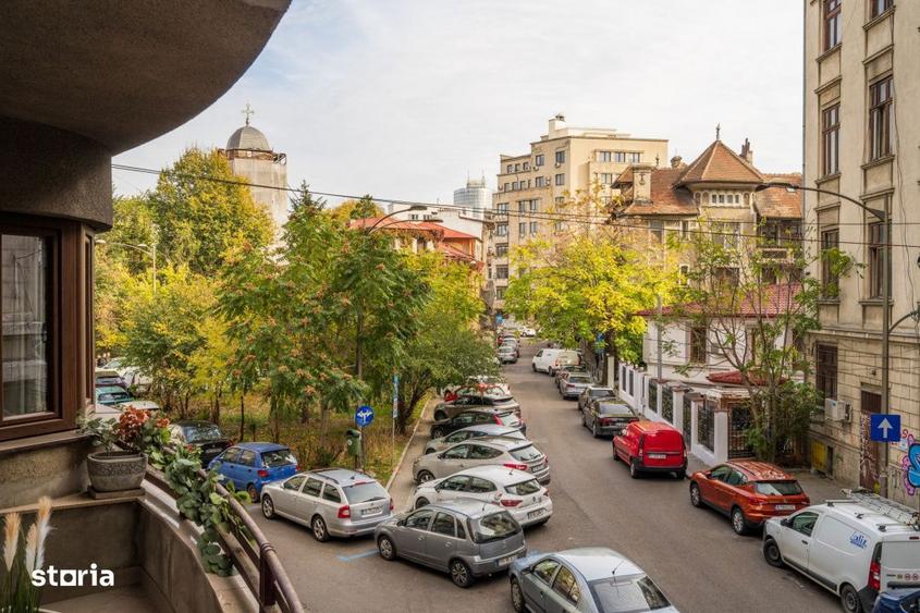 Apartament cu 3 camere semidecomandat, mobilat în Cișmigiu