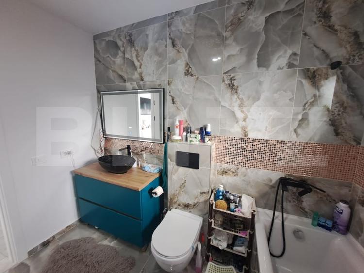 Casa parter cu priveliste spre munte,singur in curte - 17