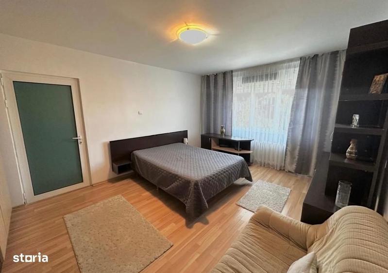 Garsonieră decomandată în Alexandru cel Bun