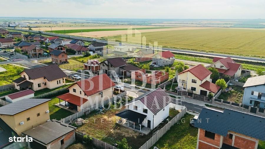 Casă cu 4 camere cu Teren 584 Mp în Giarmata