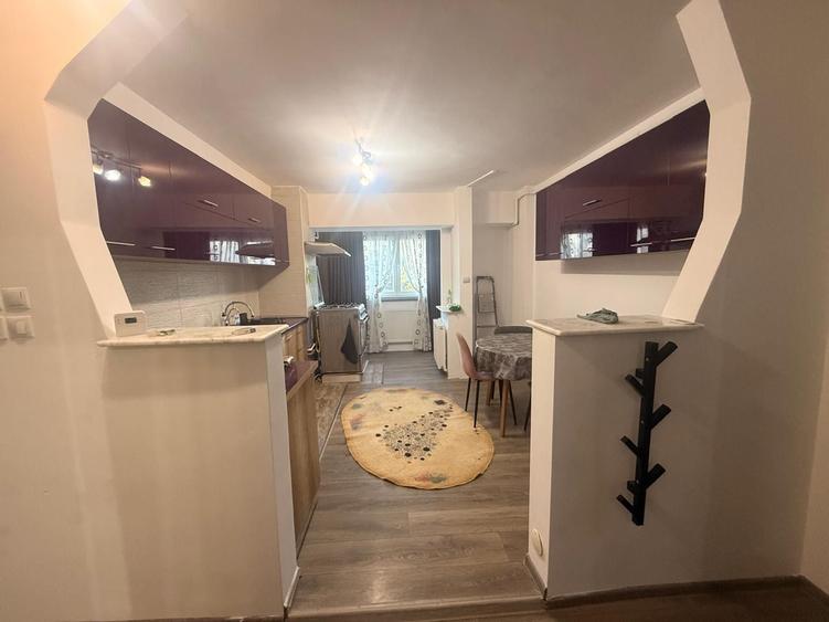 Apartament cu 2 camere decomandat în Ghencea