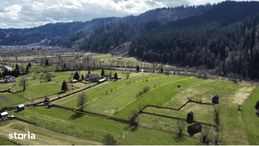 Teren de 8704 mp, în Vatra Moldoviței