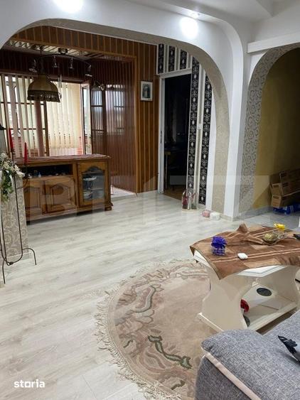 Apartament cu 3 camere decomandat în George Enescu
