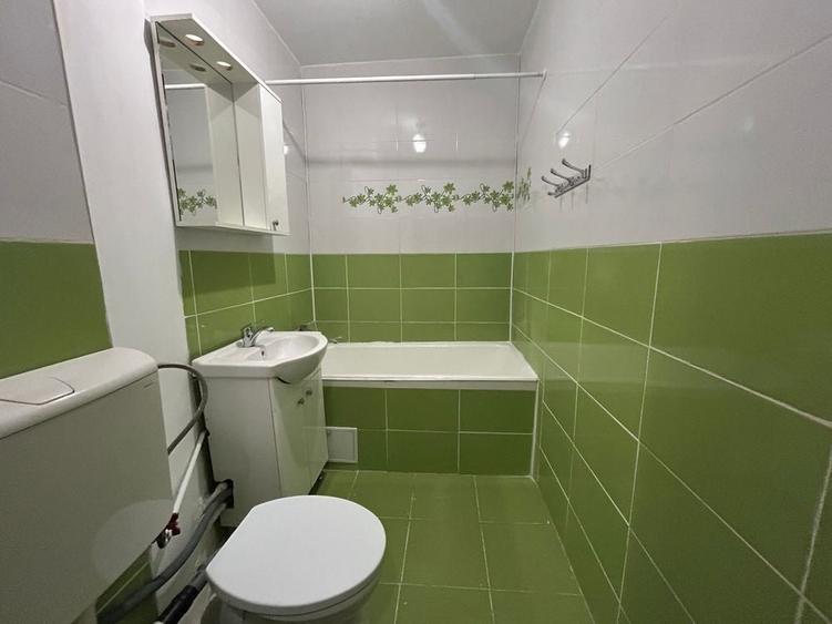 Apartament cu 2 camere semidecomandat în Brâncoveanu