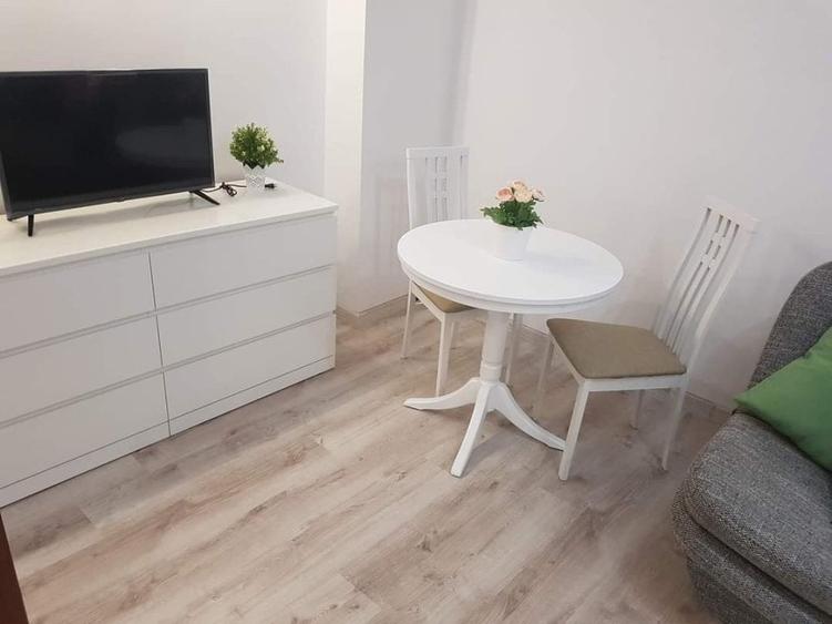 Apartament cu 2 camere semidecomandat, mobilat în Amzei