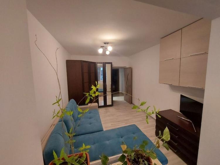 Apartament cu 3 camere decomandat în Ultracentral