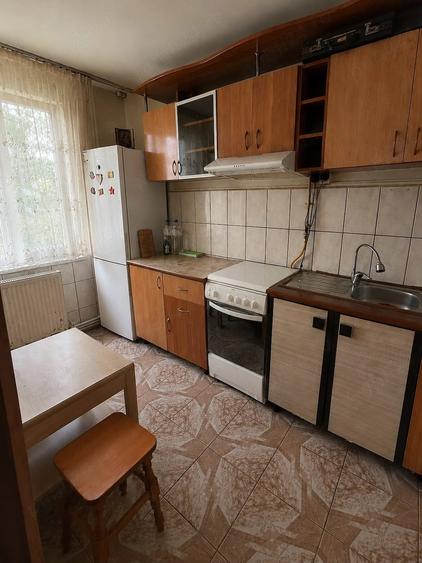 Apartament cu 2 camere decomandat în Exterior Vest
