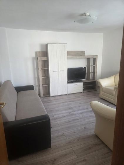 Casă cu Teren 450 Mp în Colentina