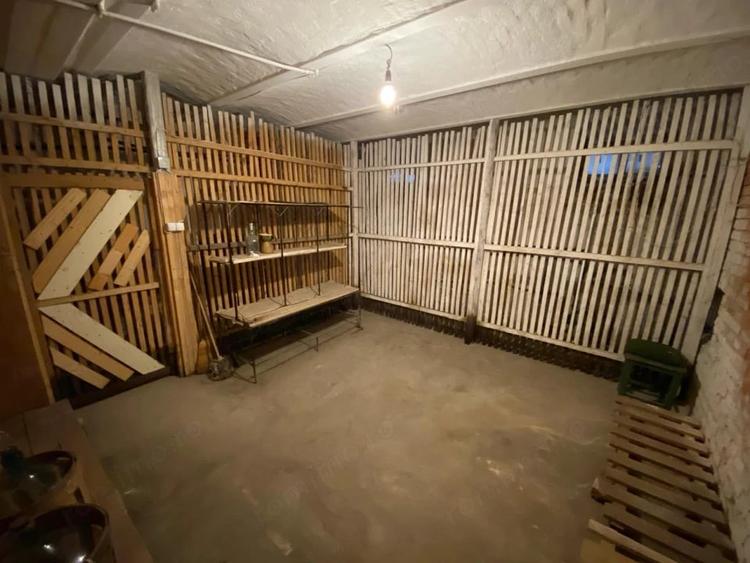 Spațiu comercial, de 16 mp, în Central