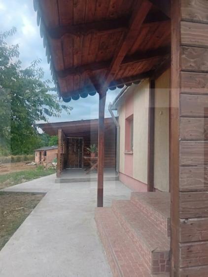 Casă cu 3 camere cu Teren 1300 Mp în Zăicești