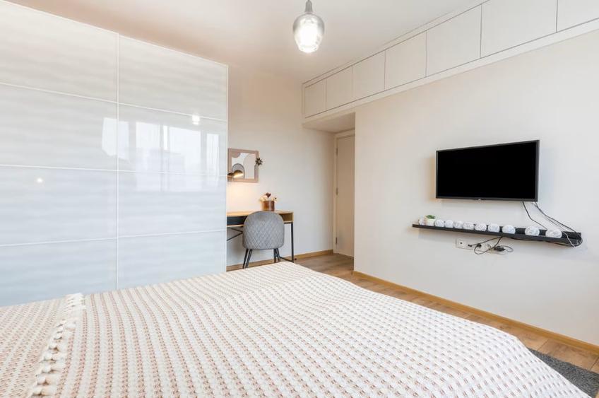 Apartament cu 2 camere decomandat în Crângași