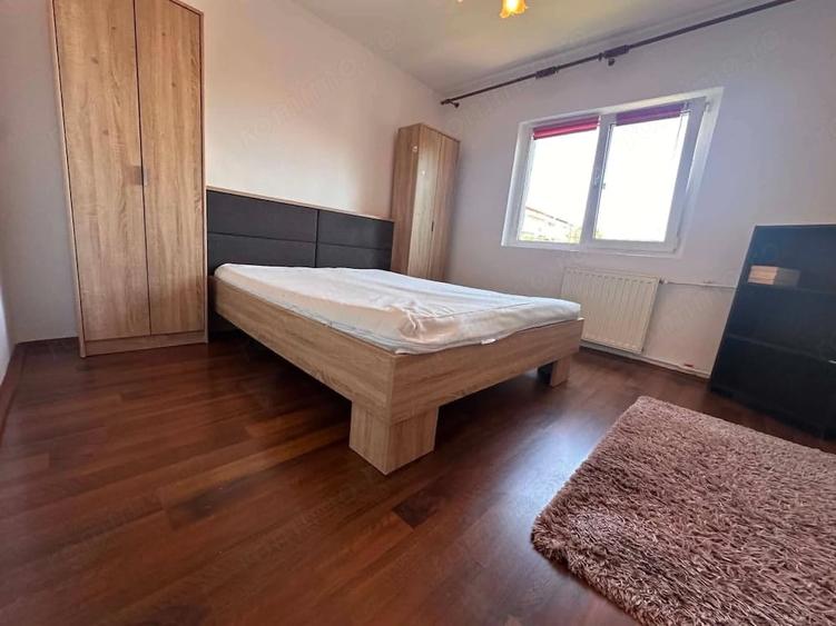 Apartament cu 2 camere decomandat în Lipovei