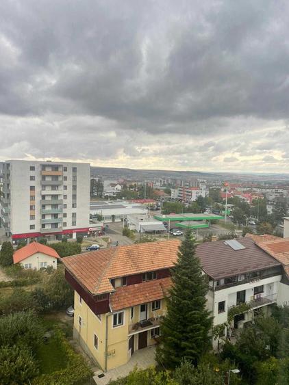 Apartament cu 2 camere semidecomandat în Calea Turzii
