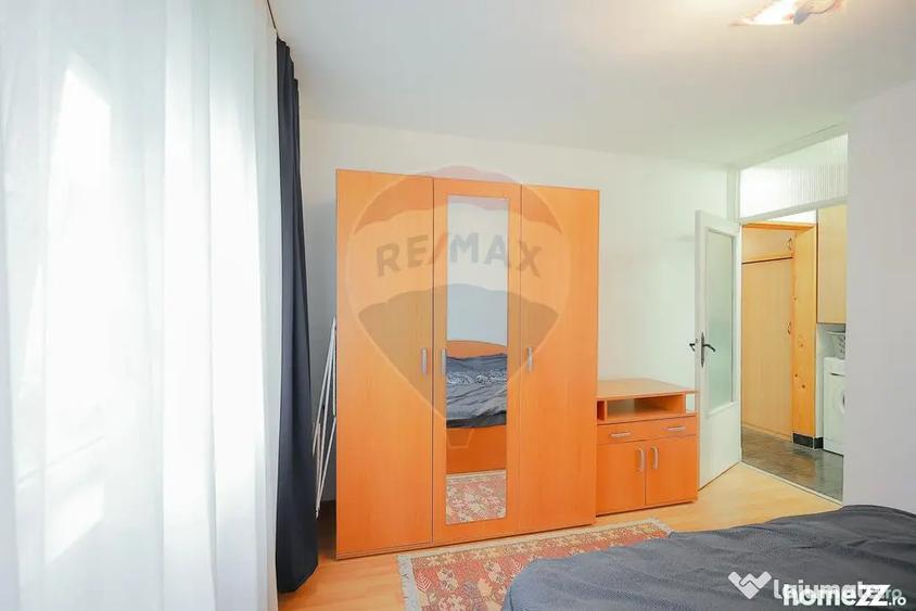 Apartament cu 3 camere decomandat, mobilat în Dragoș Vodă