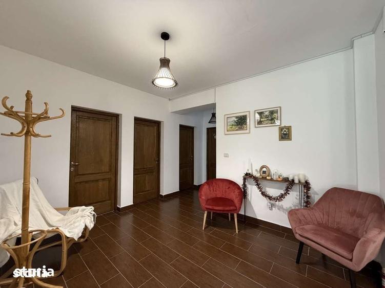Casă cu 4 camere cu Teren 1625 Mp în Păuliș