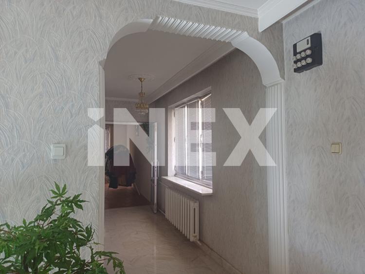 Casă cu 5 camere cu Teren 200 Mp în Ultracentral