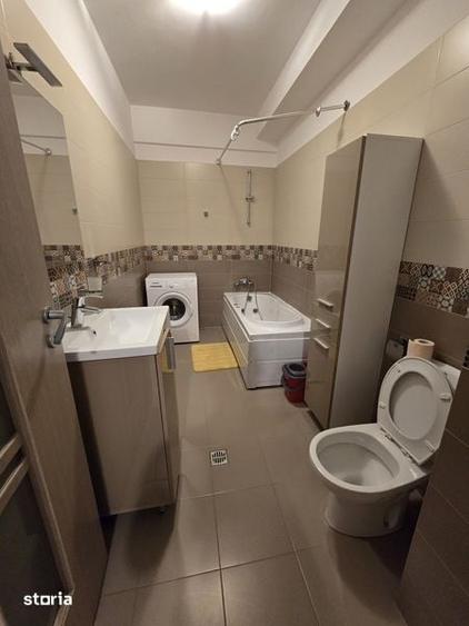 Apartament cu 3 camere decomandat în Ghencea