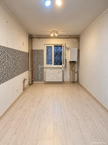 Apartament cu 3 camere decomandat în Apusului