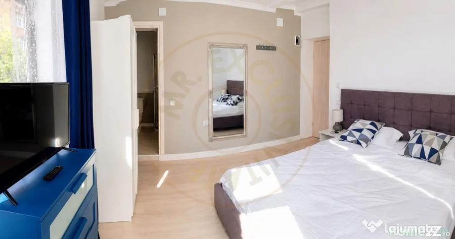 Casă cu 14 camere cu Teren 900 Mp în Central