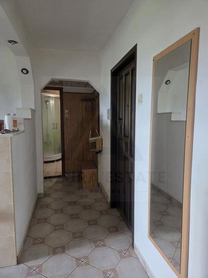 Apartament 2 camere balcon inchis cu pivnita si boxa in Vasile Aaron - 5