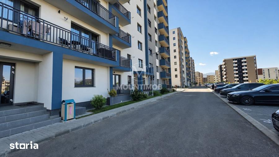Apartament cu 3 camere în Tractorul