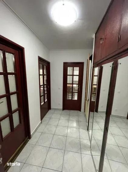 Muncii chiar la metrou etaj 3 - 7
