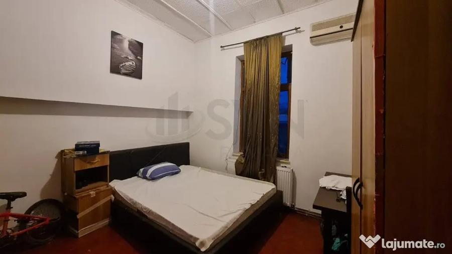 Casă cu 5 camere cu Teren 226 Mp în Central