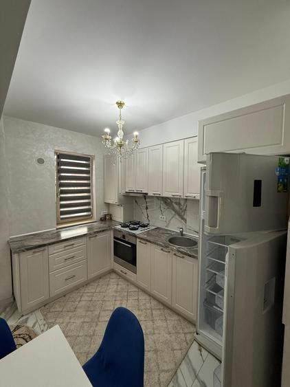 Apartament cu 3 camere semidecomandat în Valea Lupului