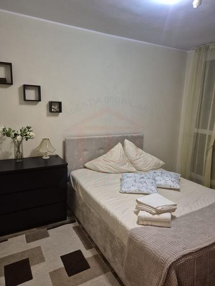 Apartament cu 3 camere decomandat, mobilat în Țiglina 2