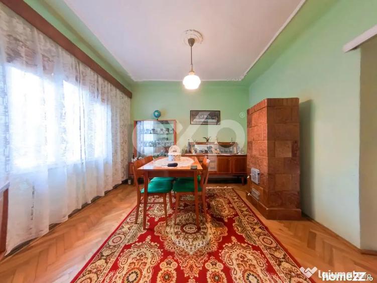 Casă cu 4 camere cu Teren 95 Mp în Central