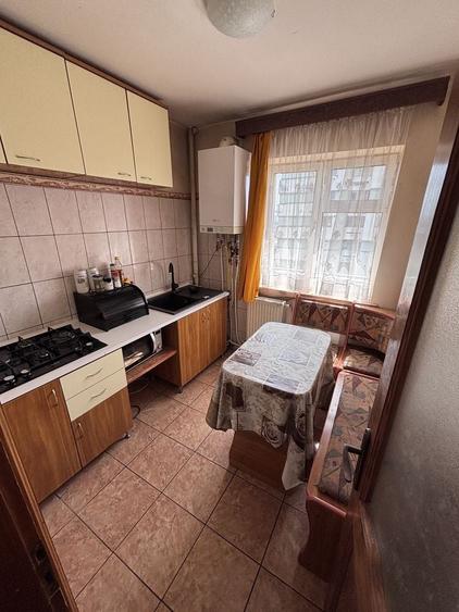 Apartament cu 2 camere în 9 Mai