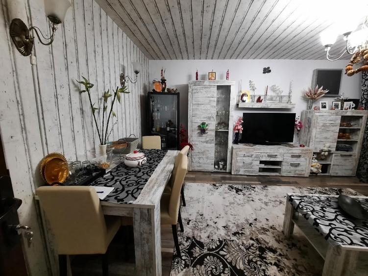 Apartament cu 3 camere decomandat, mobilat în 13 Septembrie