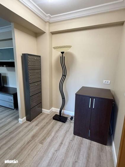 Apartament cu 2 camere în Lipovei