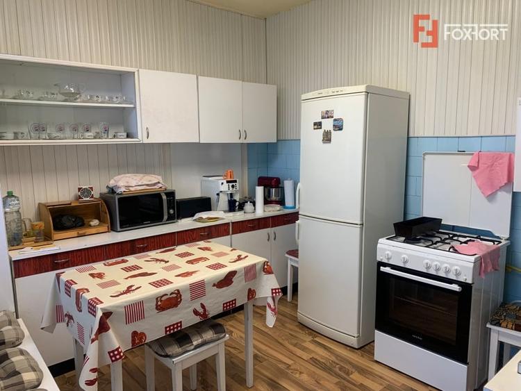 Casă individuală cu 8 camere cu Piscina în Iosefin